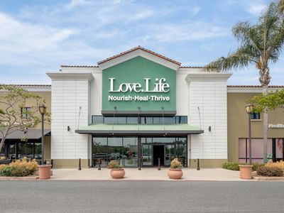 Love.Life Flagship Longevity Club — Los Angeles